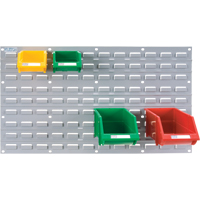 Panneau perfor&eacute; en m&eacute;tal pour bacs, 32 bacs, 36" la x 1/8" p x 19" h Chandler Sales