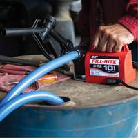 Pompe de transfert de carburant 12 V CC avec pistolet Chandler Sales