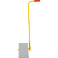 Cale de roues en aluminium avec poign&eacute;e, 7" la x 11-7/8" p x 7-11/16" h Chandler Sales