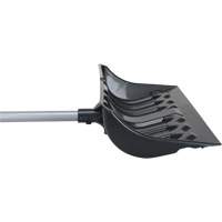 Snow Pusher, Polypropylene Blade, D-Grip Handle, 24-1/2" W Chandler Sales