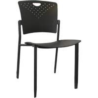 Chaises empilables  