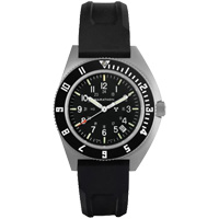 Montre Steel Navigator avec date sur ensemble bracelet en caoutchouc noir de trois morceaux, Num&eacute;rique, &agrave; piles, 41 mm, Noir Chandler Sales
