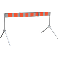 Barricade de rue, En A, 6' lo x 5-1/2" h, Orange/Blanc Chandler Sales