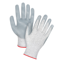 Gants haute performance r&eacute;sistants &agrave; la coupe, Taille Petit/7, Calibre 13, Rev&ecirc;tement Nitrile, Enveloppe en PEHP, ANSI/ISEA 105 niveau 4/EN 388 niveau 5 Chandler Sales