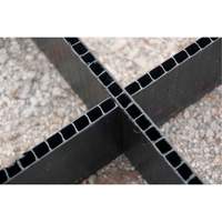 Ultra-Spill Pallet flexible, 4 barils, Capacit&eacute; de d&eacute;versement 66 gal. US, 48" x 48" x 7" Chandler Sales