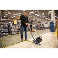 Ruban de marquage pour plancher ToughStripe Max, 2" x 100', Polyester, Noir et jaune Chandler Sales