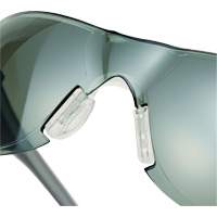 Lunettes de s&eacute;curit&eacute; Adapt Lite, Lentille Int&eacute;rieur/ext&eacute;rieur, Antibu&eacute;e/Anti-&eacute;gratignures, ANSI Z87+/R&eacute;pond ou surpasse la norme CSA Z94.3 Chandler Sales