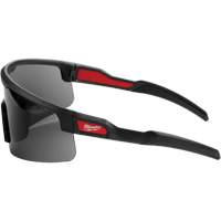 Lunettes de s&eacute;curit&eacute; enveloppantes, Lentille Noir, Anti-&eacute;gratignures, ANSI Z87+/R&eacute;pond ou surpasse la norme CSA Z94.3 Chandler Sales