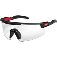 Lunettes de s&eacute;curit&eacute; enveloppantes, Lentille Transparent, Anti-&eacute;gratignures, ANSI Z87+/R&eacute;pond ou surpasse la norme CSA Z94.3 Chandler Sales