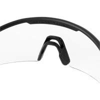 Lunettes de s&eacute;curit&eacute; enveloppantes, Lentille Transparent, Anti-&eacute;gratignures, ANSI Z87+/R&eacute;pond ou surpasse la norme CSA Z94.3 Chandler Sales