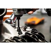 Jeu de 12 douilles m&eacute;triques flexibles universelles &agrave; chocs 1/4" &agrave; 6 pans Chandler Sales