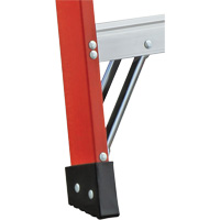 6600 AA Series Industrial Extra Heavy-Duty 2-Way Stepladders, Fibreglass, 375 lbs. Capacity, 4' Chandler Sales