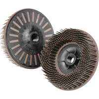 Disques radiaux bristle pour meuleuses angulaires Scotch-Brite, C&eacute;ramique, Grain 36, 4-1/2" dia. Chandler Sales